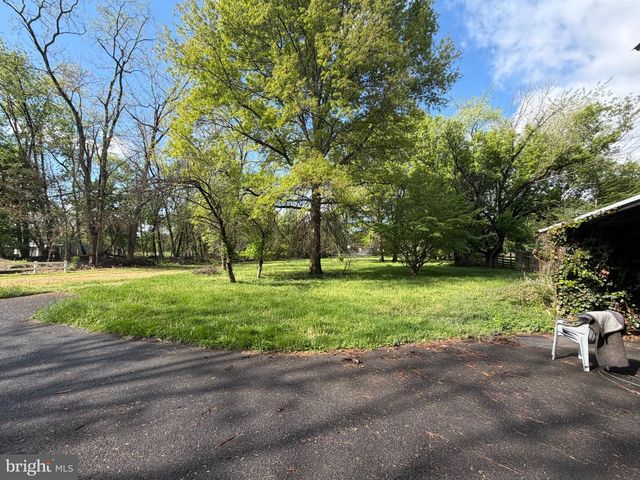 820 S YORK ST, Mechanicsburg, PA 17055