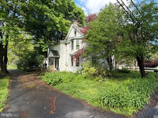 820 S YORK ST, Mechanicsburg, PA 17055