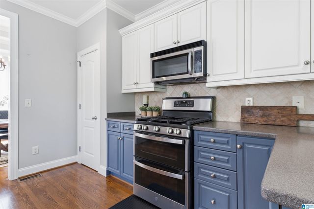 1048 GROVE PARK WAY, Birmingham, AL 35242