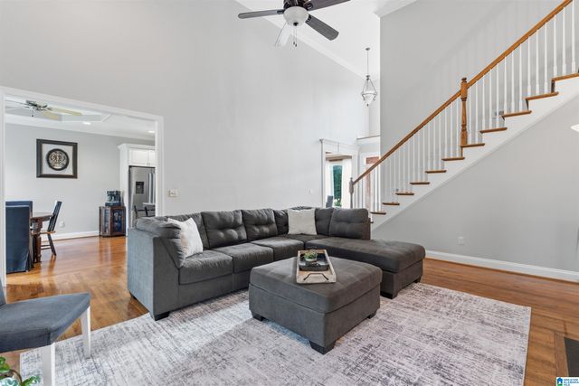 1048 GROVE PARK WAY, Birmingham, AL 35242