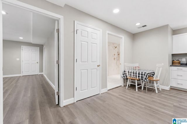 1048 GROVE PARK WAY, Birmingham, AL 35242