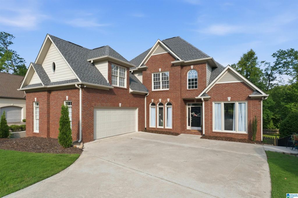 1048 GROVE PARK WAY, Birmingham, AL 35242