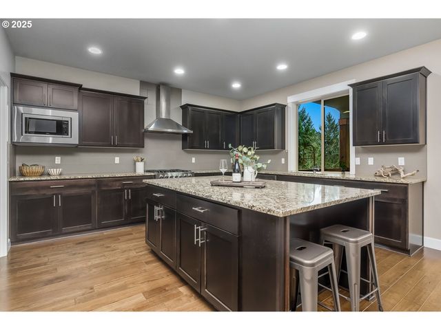 8070 Sw 195TH Ave, Beaverton, OR 97007