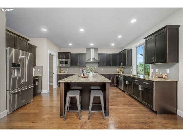 8070 Sw 195TH Ave, Beaverton, OR 97007