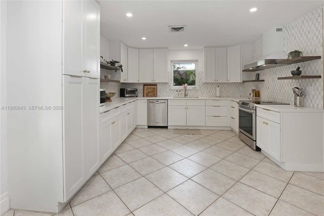 1628 Monroe St, Hollywood, FL 33020