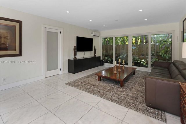 1628 Monroe St, Hollywood, FL 33020