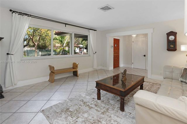 1628 Monroe St, Hollywood, FL 33020