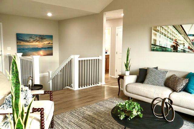 4353 N Toby Avenue, Springfield, MO 65803