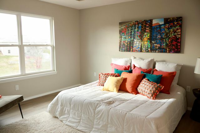 4353 N Toby Avenue, Springfield, MO 65803