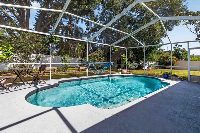 1703 LARABIE COURT, Brandon, FL 33511