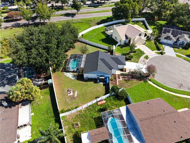 1703 LARABIE COURT, Brandon, FL 33511