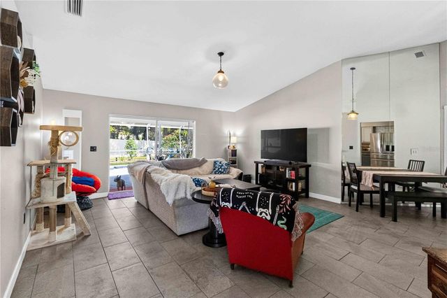 1703 LARABIE COURT, Brandon, FL 33511
