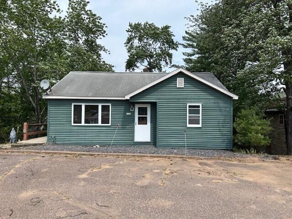 5076 State Highway 70, Eagle River, WI 54521