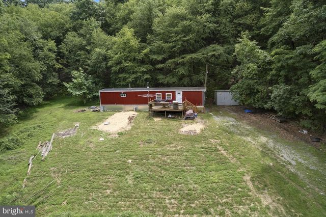 100 RIDGE RD, Mount Holly Springs, PA 17065