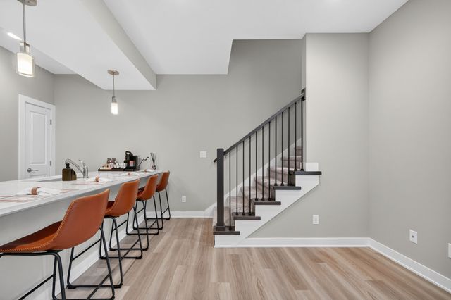 5421 154th Court, Urbandale, IA 50323