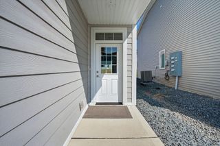 5421 154th Court, Urbandale, IA 50323