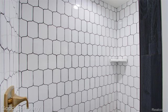 550 E Breckenridge Street, Ferndale, MI 48220