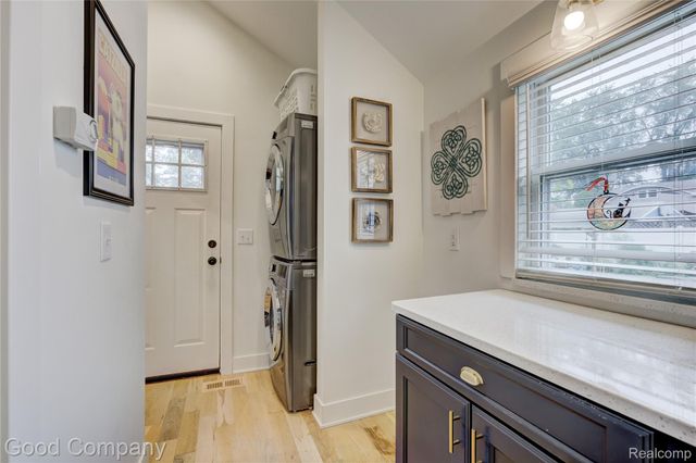 550 E Breckenridge Street, Ferndale, MI 48220