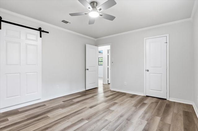 206 Lake Vista W, Highland Village, TX 75077