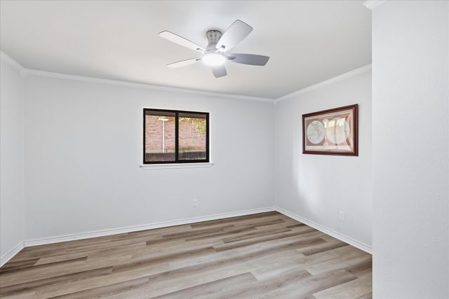 206 Lake Vista W, Highland Village, TX 75077