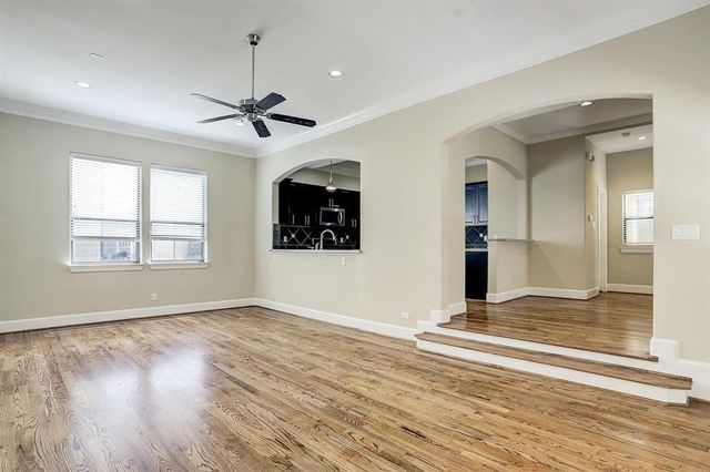 1601 W 24th Street A, Houston, TX 77008