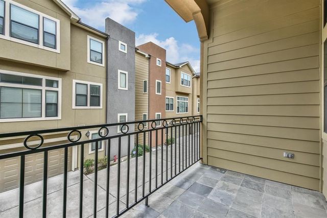 1601 W 24th Street A, Houston, TX 77008