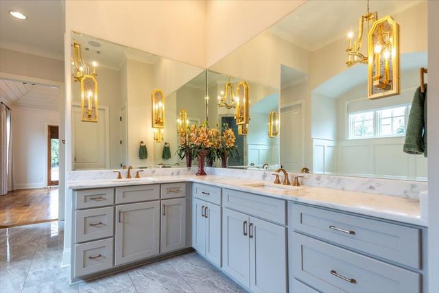 1530 SHEPHERD CREEK LN, Collierville, TN 38017