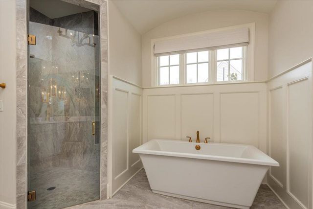 1530 SHEPHERD CREEK LN, Collierville, TN 38017