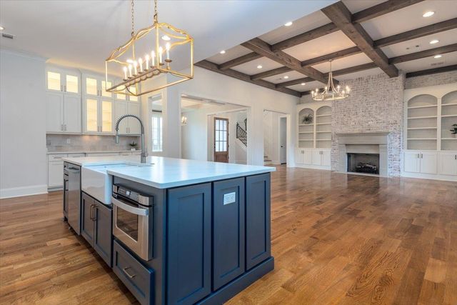 1530 SHEPHERD CREEK LN, Collierville, TN 38017