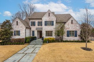 1530 SHEPHERD CREEK LN, Collierville, TN 38017