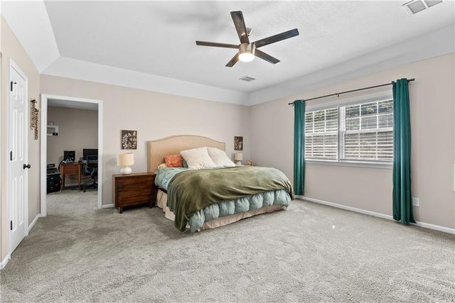 4000 NW Cimarron Street, Lee's Summit, MO 64064