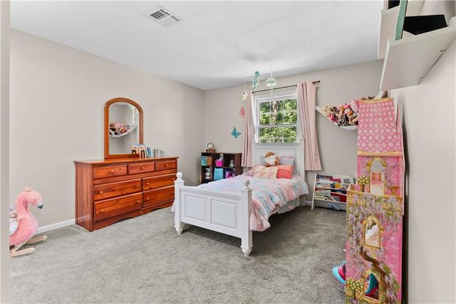 4000 NW Cimarron Street, Lee's Summit, MO 64064