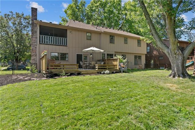 4000 NW Cimarron Street, Lee's Summit, MO 64064