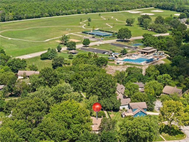 4000 NW Cimarron Street, Lee's Summit, MO 64064