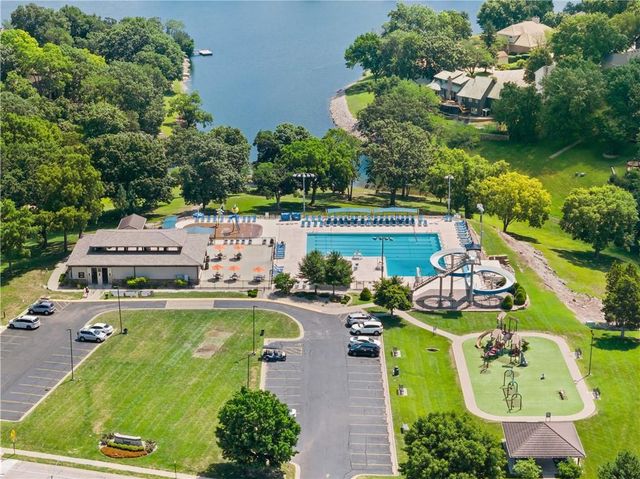 4000 NW Cimarron Street, Lee's Summit, MO 64064