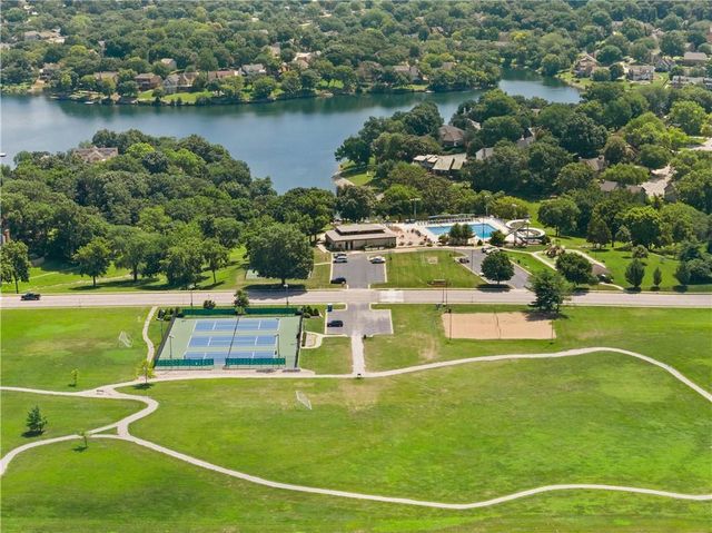 4000 NW Cimarron Street, Lee's Summit, MO 64064