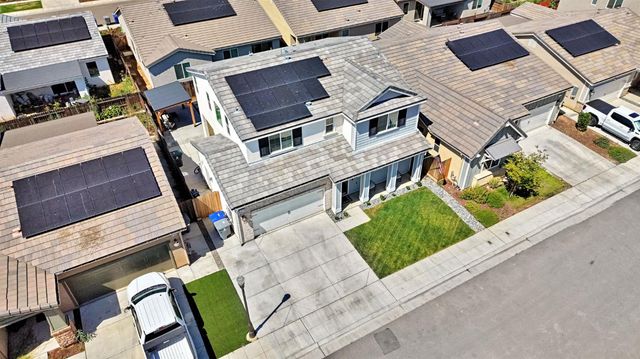 4155 Dennis Avenue, Clovis, CA 93619