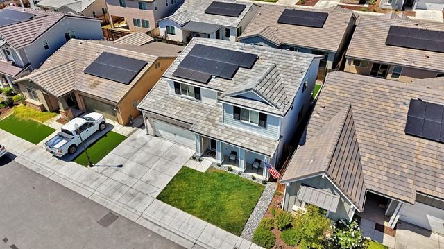 4155 Dennis Avenue, Clovis, CA 93619