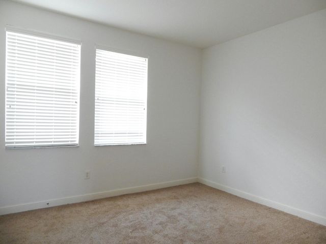 660 Amador Lane 7, West Palm Beach, FL 33401