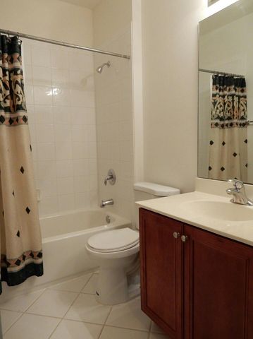 660 Amador Lane 7, West Palm Beach, FL 33401