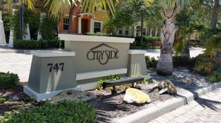 660 Amador Lane 7, West Palm Beach, FL 33401