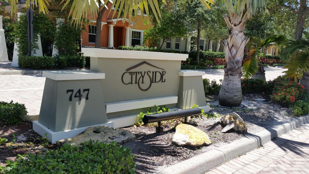 660 Amador Lane 7, West Palm Beach, FL 33401