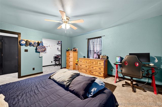 209 Roberts Street, Bokchito, OK 74726