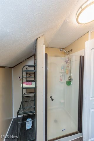 886 Archer Road, Bedford, OH 44146