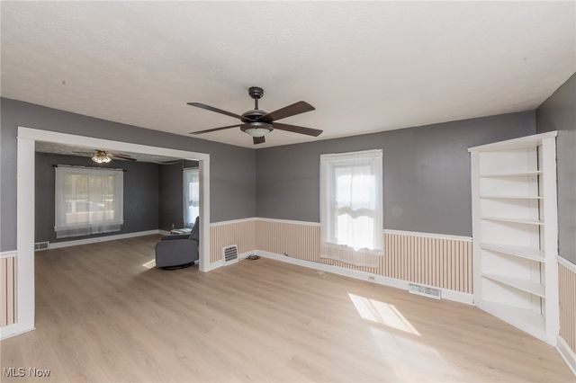 886 Archer Road, Bedford, OH 44146