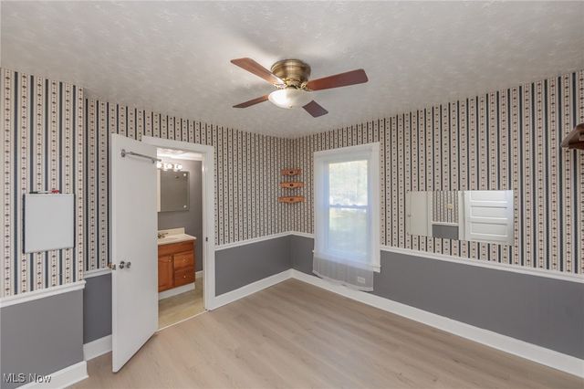 886 Archer Road, Bedford, OH 44146