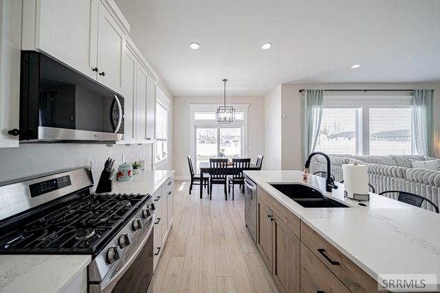 860 Montezuma St, Idaho Falls, ID 83402