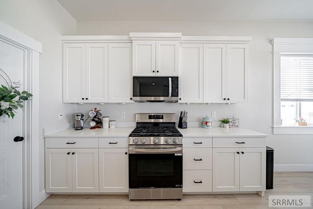 860 Montezuma St, Idaho Falls, ID 83402