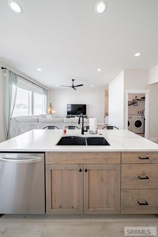 860 Montezuma St, Idaho Falls, ID 83402