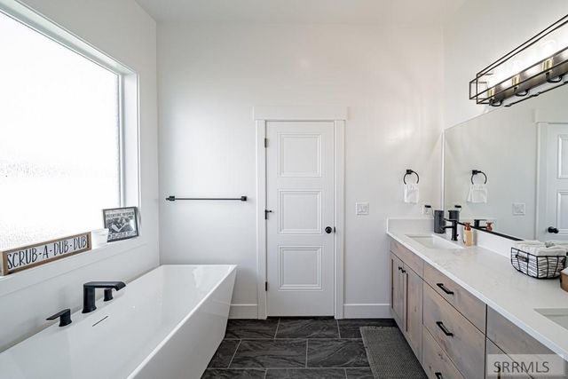 860 Montezuma St, Idaho Falls, ID 83402